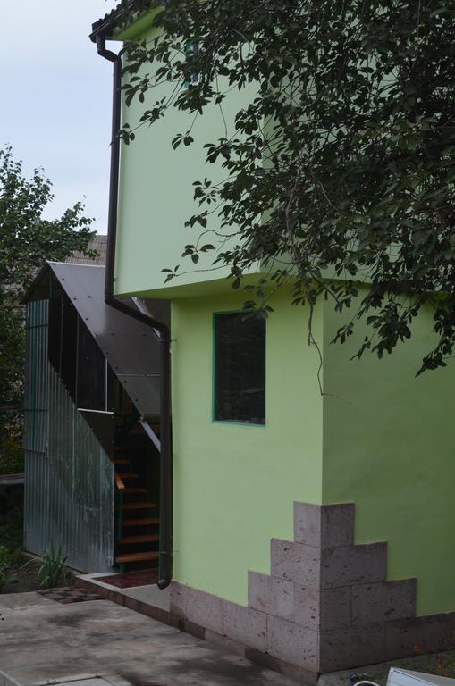 Cottages On Gdantsevskaya Street ครือวอยร็อก ภายนอก รูปภาพ